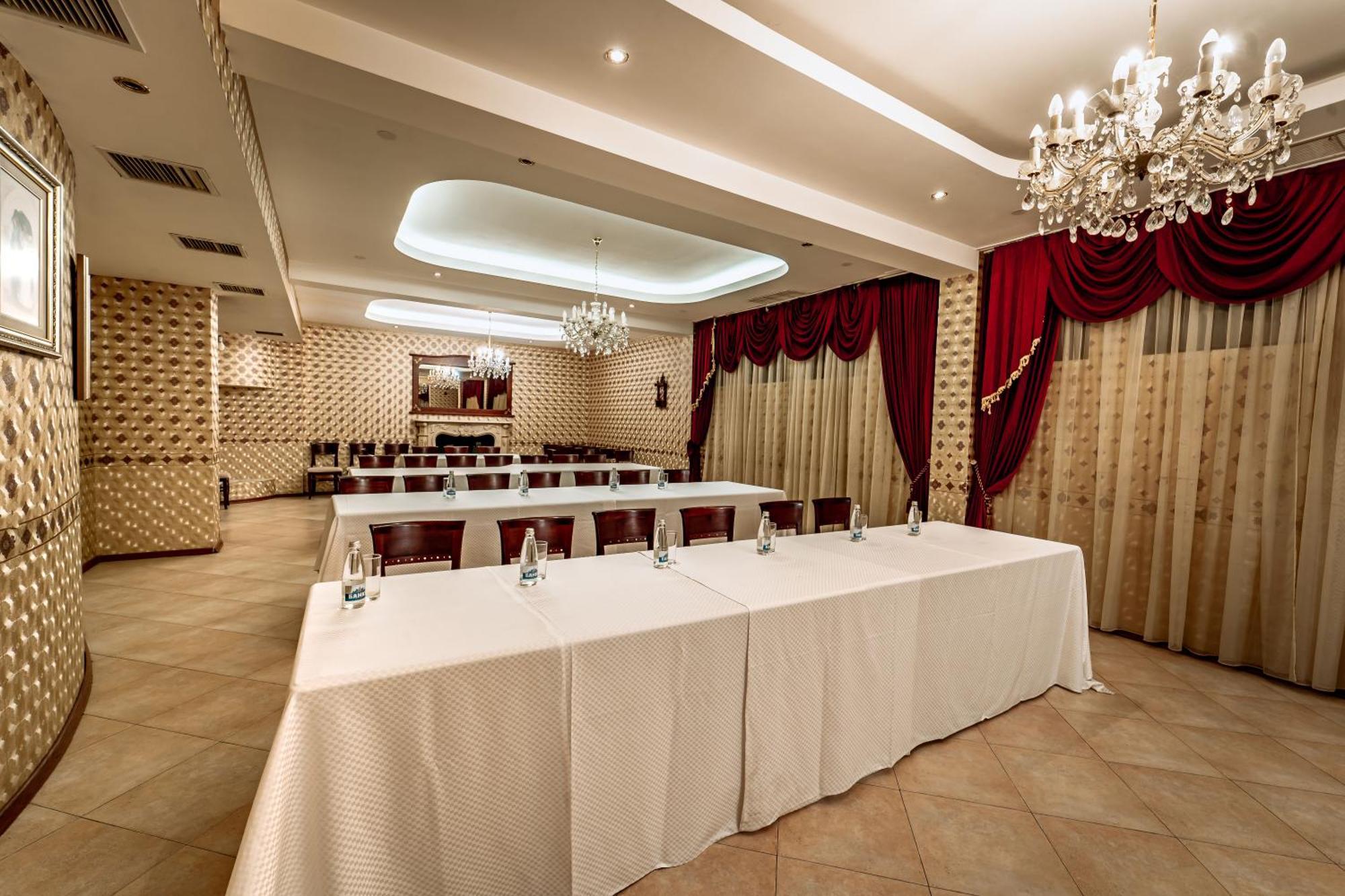 Hotel Winpalace Arbanasi Exterior photo