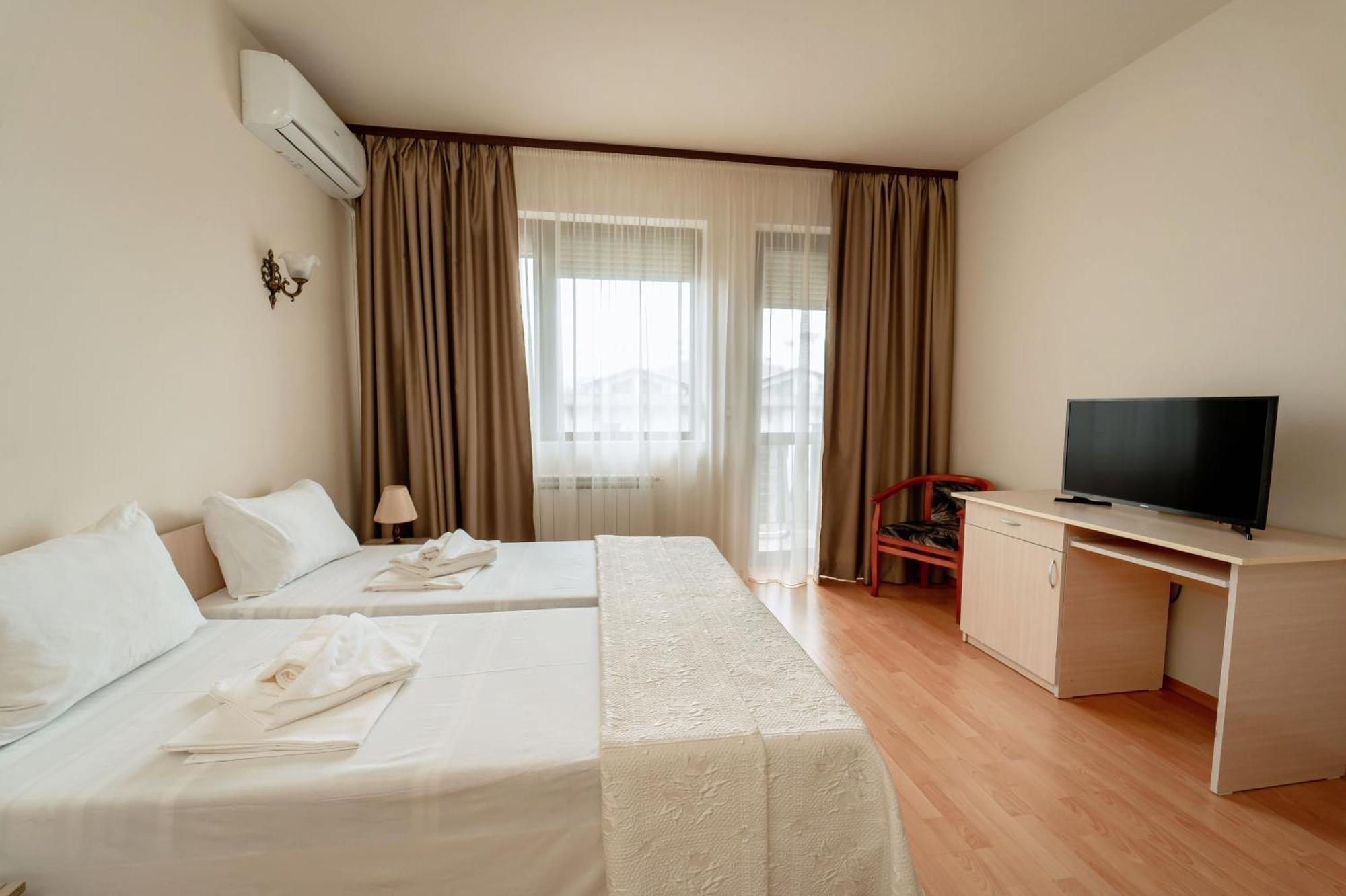 Hotel Winpalace Arbanasi Exterior photo