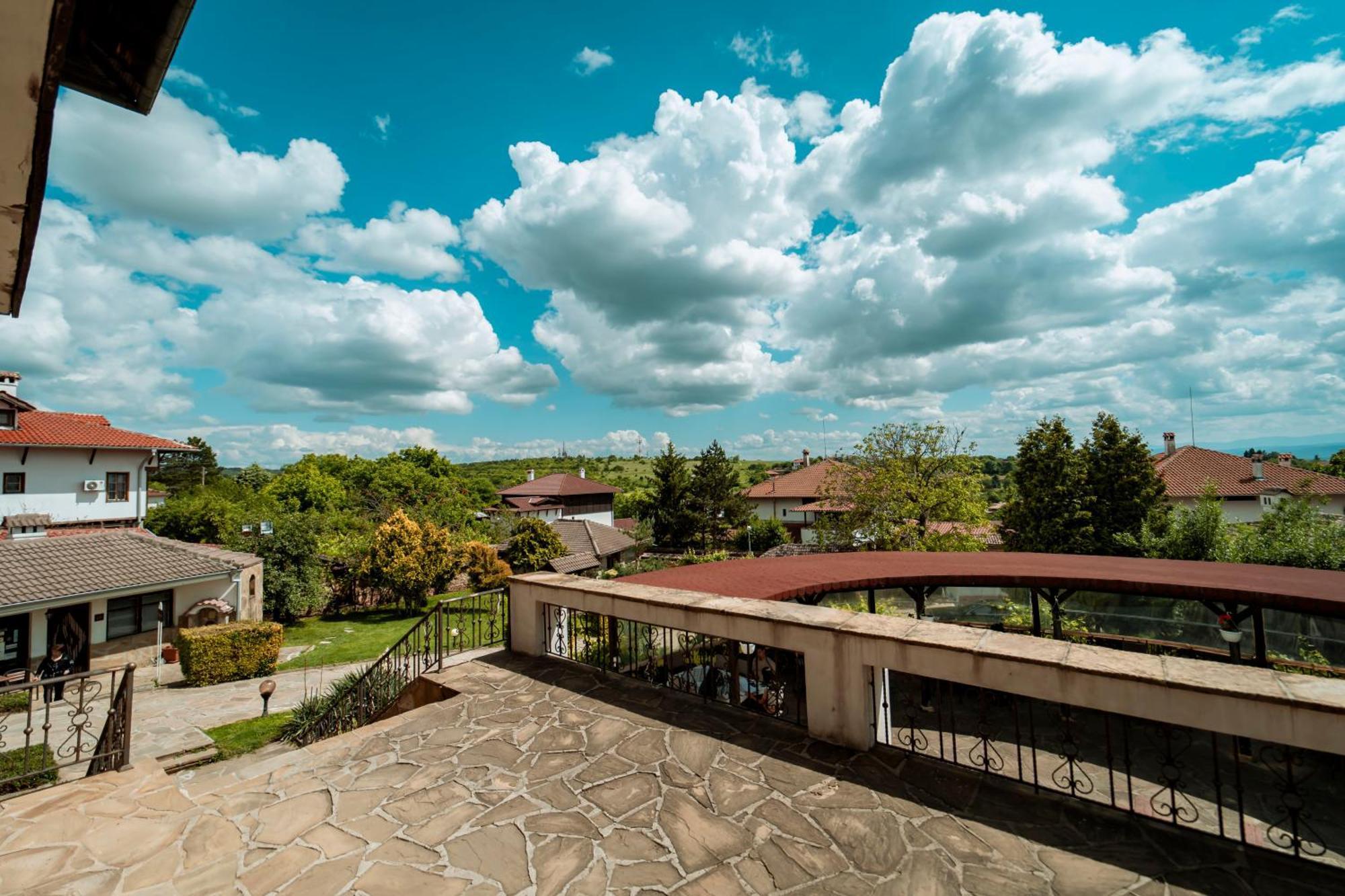 Hotel Winpalace Arbanasi Exterior photo